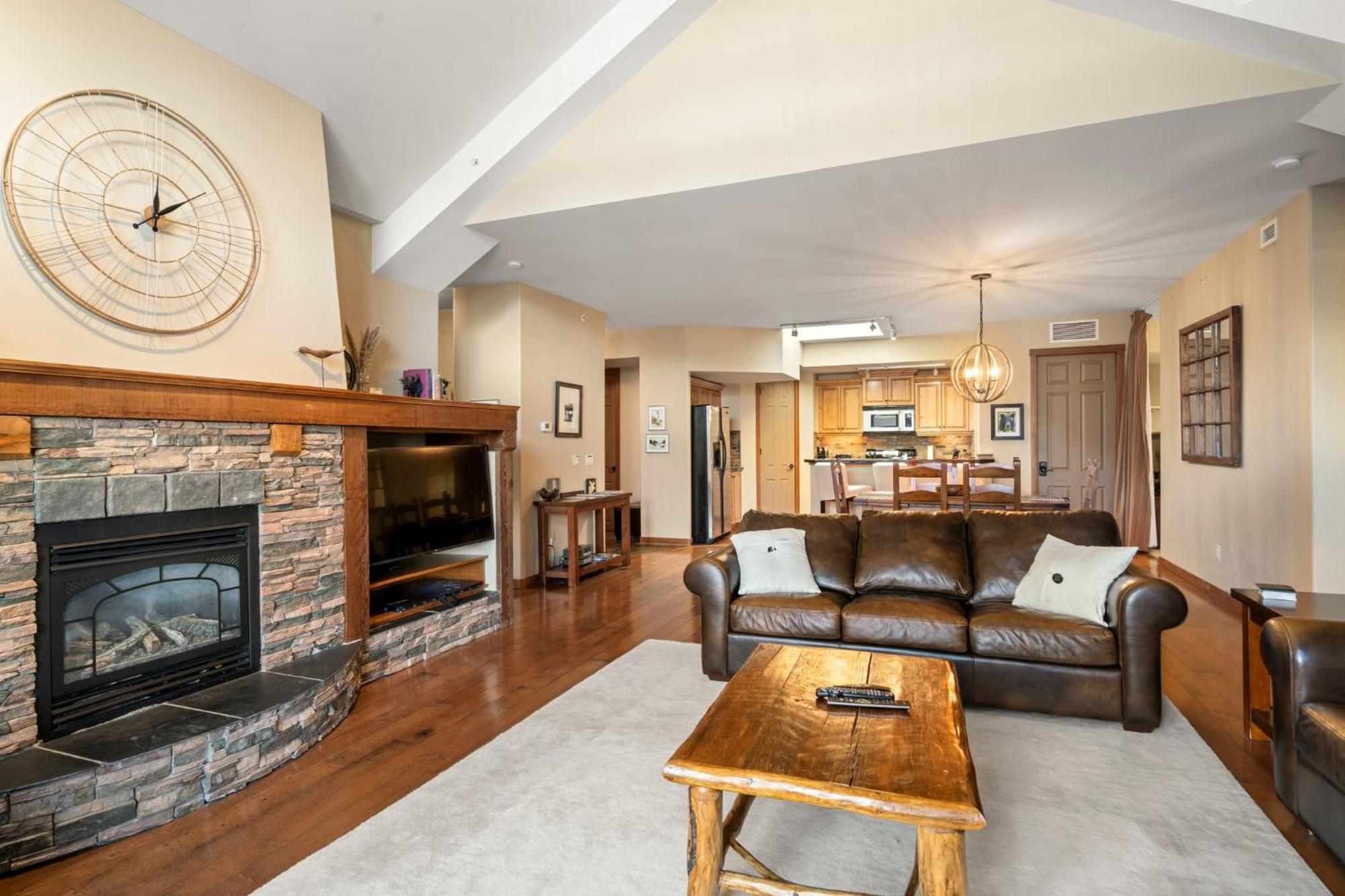 Cascade Penthouse By Canadian Rockies Vacation Rentals Canmore Esterno foto