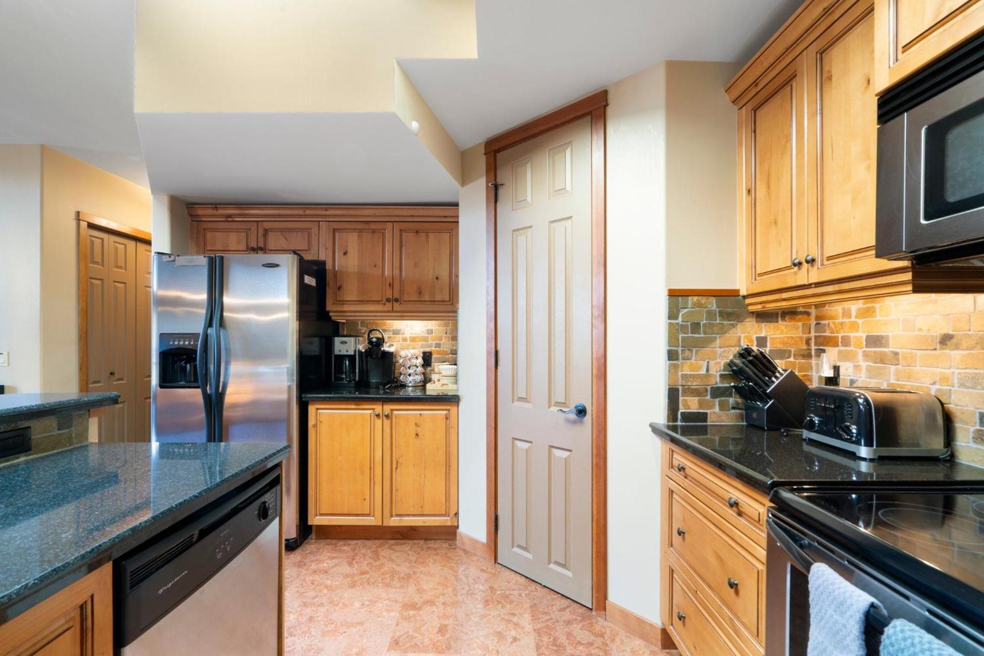 Cascade Penthouse By Canadian Rockies Vacation Rentals Canmore Esterno foto
