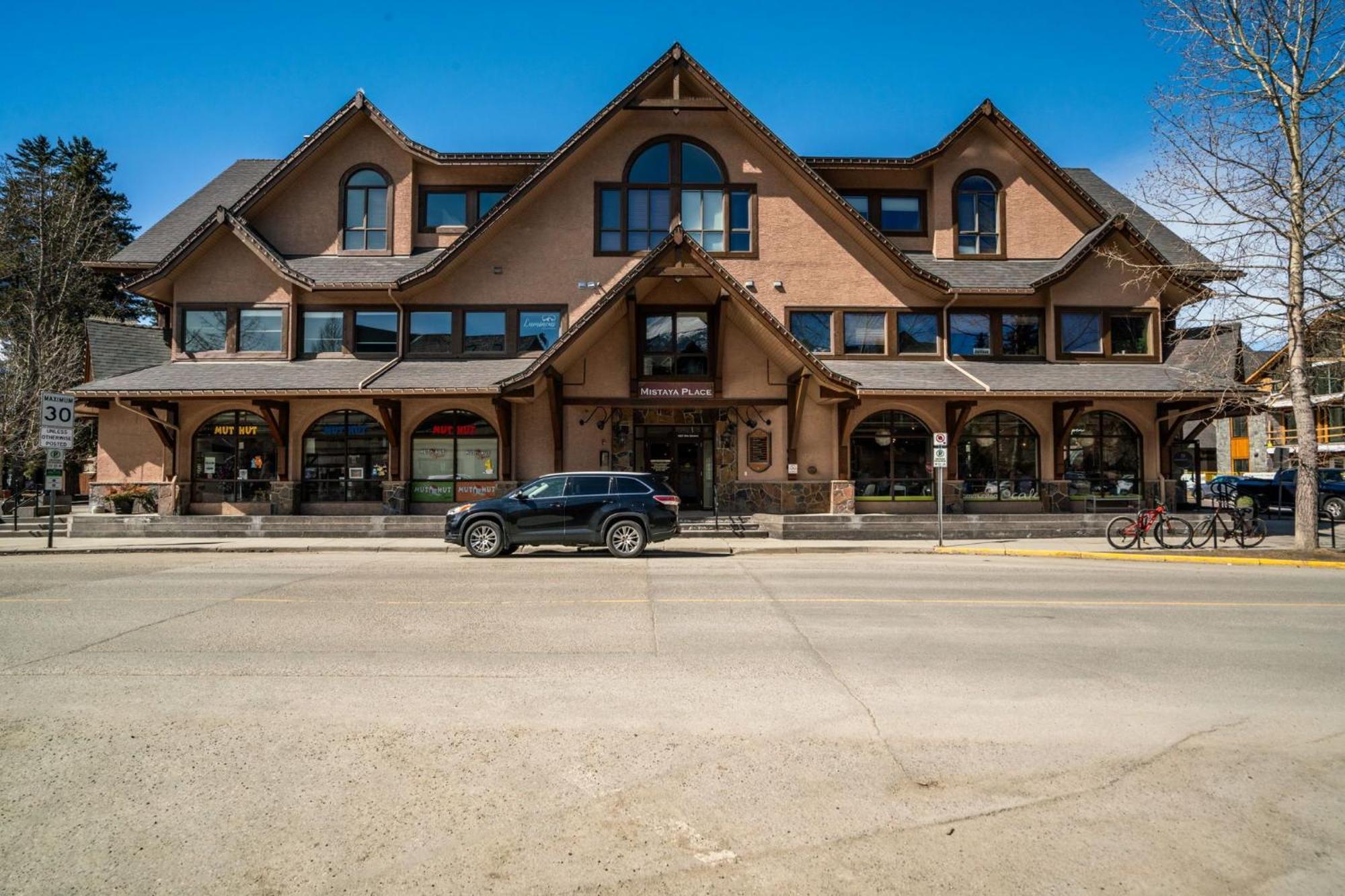 Cascade Penthouse By Canadian Rockies Vacation Rentals Canmore Esterno foto